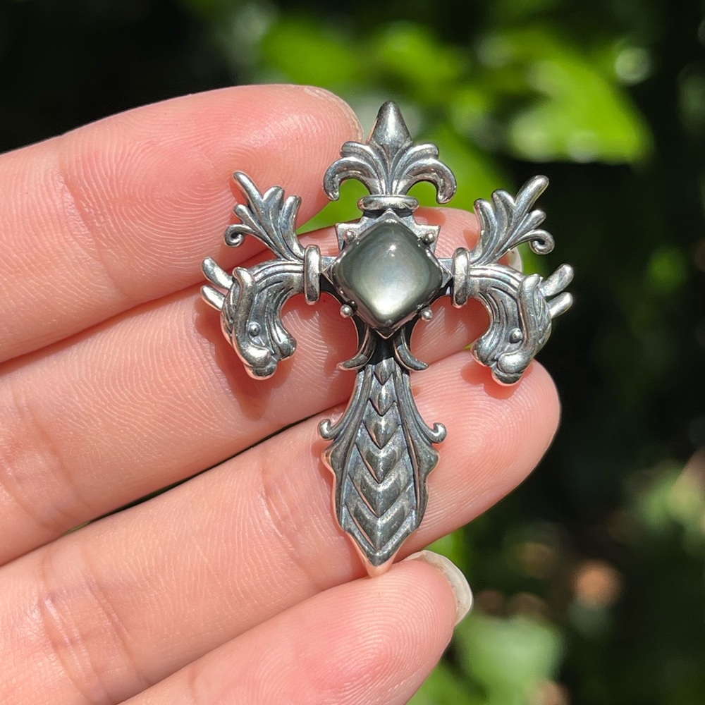 Solid Sterling silver Mother of‎ Pearl Cross Pendant 1239